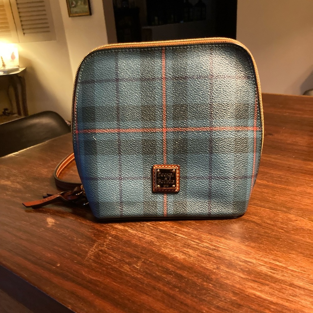Dooney and Bourne crossbody